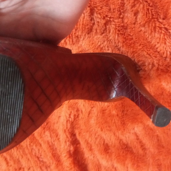 Restored Balenciaga Old Money high heels - Picture 4 of 4